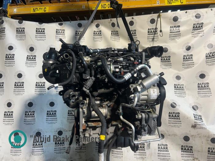 Engine from a Fiat 500 2013