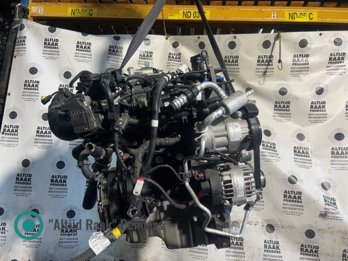 Engine from a Fiat 500 2015