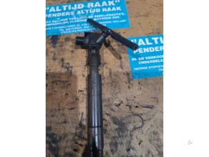 Used Injector (diesel) Mercedes Sprinter 3,5t (906.63) 310 CDI 16V Price on request offered by "Altijd Raak" Penders