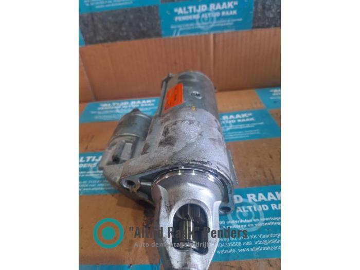 Gebrauchte Anlasser Jeep Grand Cherokee (WK/WK2) 3.0 CRD V6 24V Preis auf Anfrage angeboten von "Altijd Raak" Penders