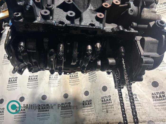 Usagé Vilebrequin Nissan Navara (D40) 3.0 dCi V6 24V DPF 4x4 Prix sur demande proposé par "Altijd Raak" Penders