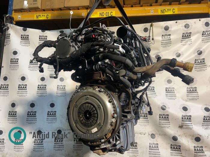 Engine from a Opel Astra K 1.6 SIDI Eco Turbo 16V 2016