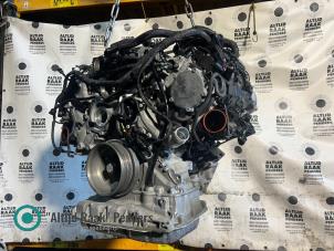 Engine from a Porsche Cayenne III (9YA) 3.0 V6 Turbo 24V E-Hybrid 2019