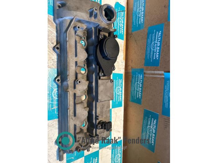 Gebrauchte Ventildeckel Mercedes Sprinter 2t (901/902) 211 CDI 16V Preis auf Anfrage angeboten von "Altijd Raak" Penders