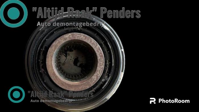 Used Intermediate shaft Audi Q7 (4LB) Price on request offered by "Altijd Raak" Penders