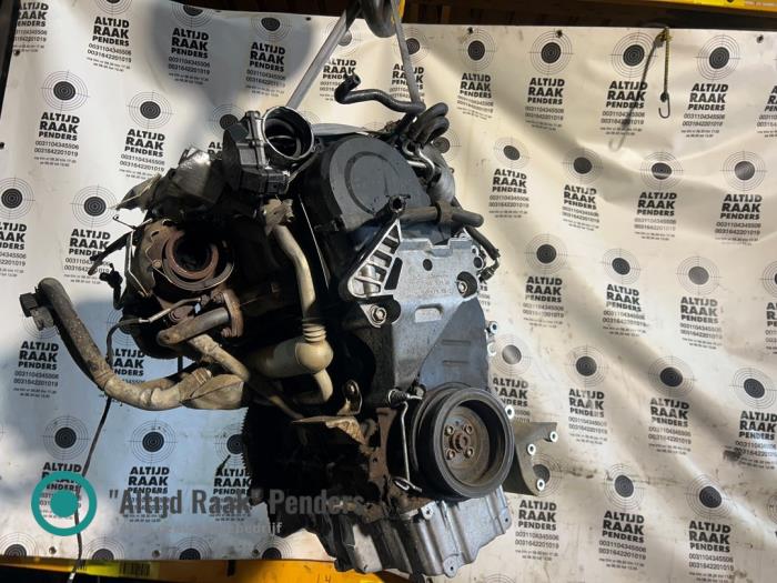 Gebrauchte Motor Volkswagen Caddy Combi III (2KB,2KJ) 1.9 TDI Preis auf Anfrage angeboten von "Altijd Raak" Penders