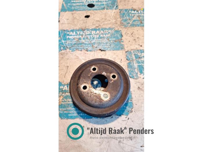 Usagé Poulie pompe à eau Ford Transit 2.5 Di 80-120 Prix sur demande proposé par "Altijd Raak" Penders