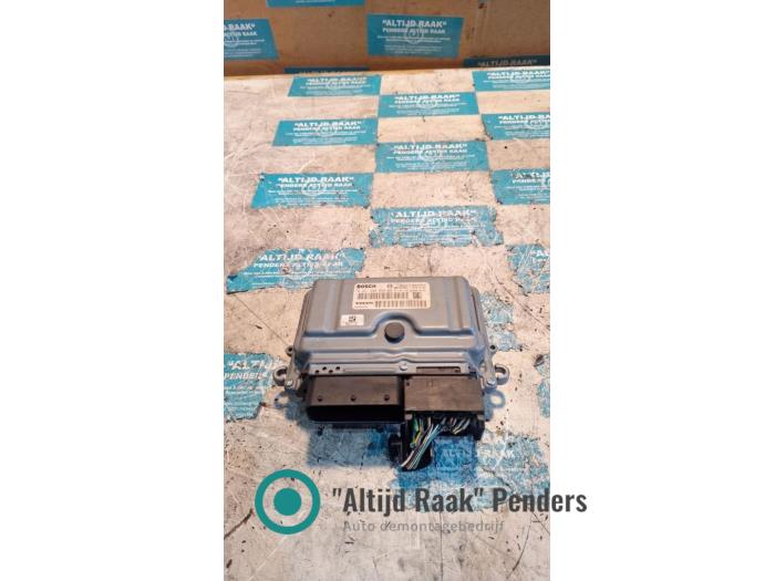 Used Engine management computer Volvo C70 (MC) 2.5 T5 20V Price on request offered by "Altijd Raak" Penders