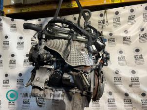 Engine from a Suzuki Grand Vitara II (JT) 2.0 16V 2008