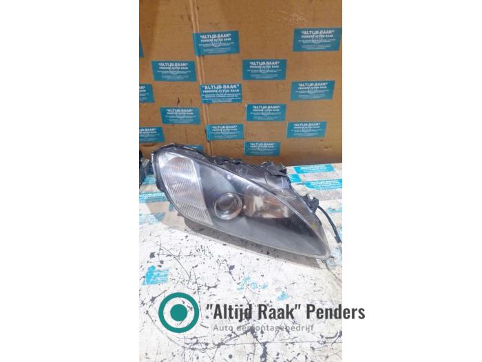 Używane Reflektor prawy Honda S2000 (AP1) Cena € 907,50 Z VAT oferowane przez "Altijd Raak" Penders