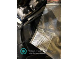 Engine from a RAM 2500 Standard Cab (DJ) 5.7 Hemi V8 4WD 2019