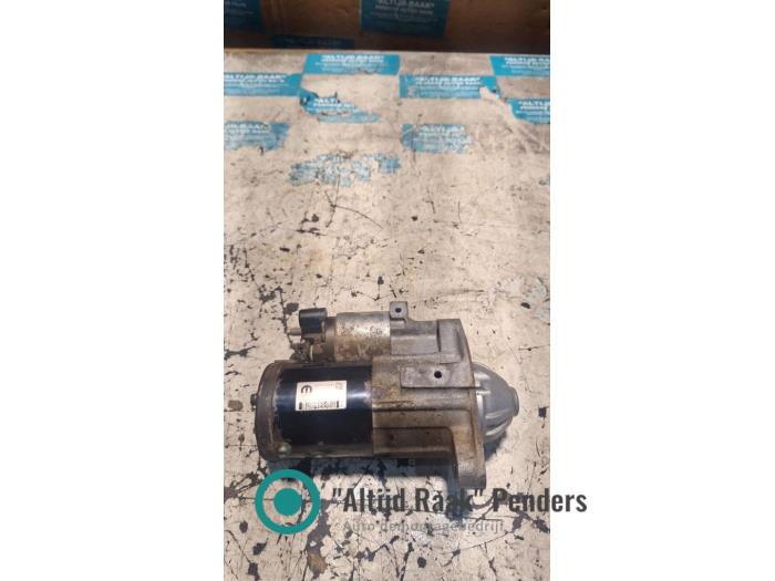 Used Starter Dodge 1500 Crew Cab (DS) 5.7 Hemi V8 4x4 Price on request offered by "Altijd Raak" Penders