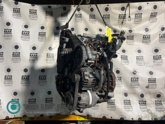 Used Engine Renault Trafic New (FL) 1.9 dCi 100 16V Price on request offered by "Altijd Raak" Penders