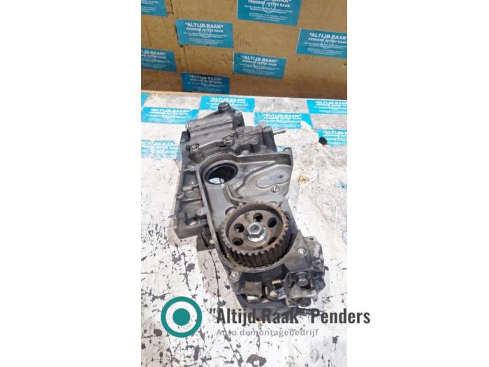Used Mechanical fuel pump Dodge Nitro 2.8 CRD 16V 4x4 Price on request offered by "Altijd Raak" Penders