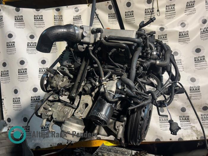 Engine from a Audi A4 Cabriolet (B6) 1.8 T 20V 2005