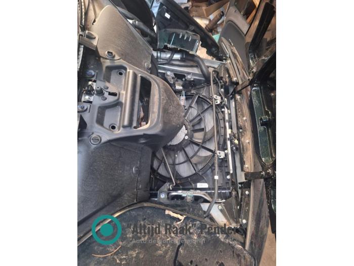 Gebrauchte Kühler Lotus Emira 2.0 i4 Turbo Preis auf Anfrage angeboten von "Altijd Raak" Penders