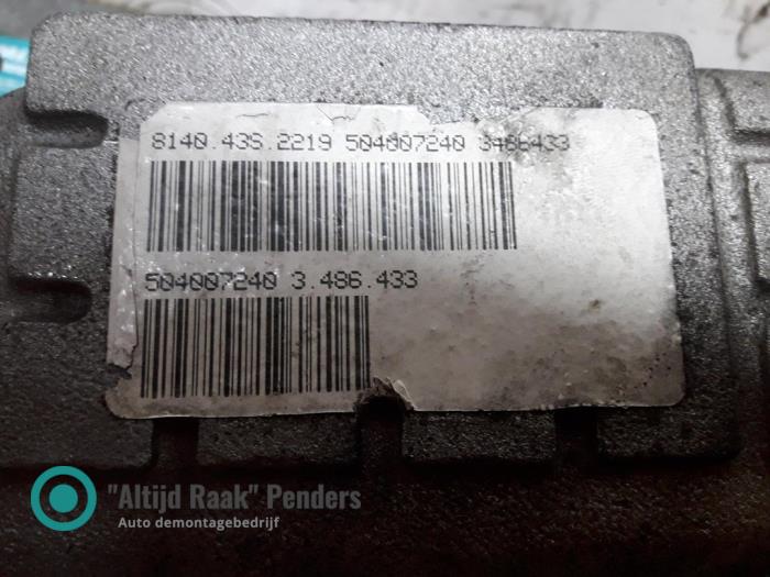 Używane Kolektor dolotowy Fiat Ducato (230/231/232/234) 2.8 D Panorama Cena na żądanie oferowane przez "Altijd Raak" Penders