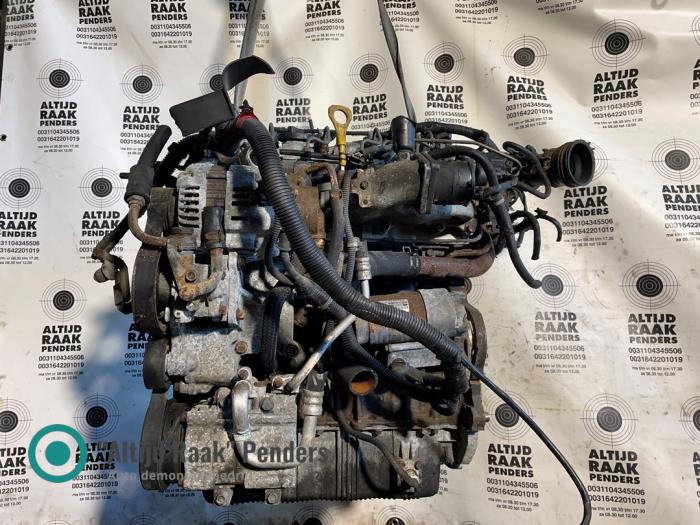 Moteur d'un Hyundai Santa Fe I 2.0 CRDi 16V 4x4 2006