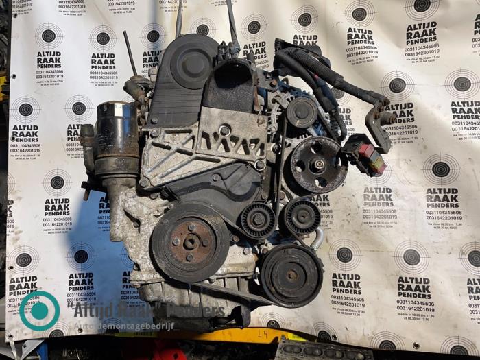 Moteur d'un Hyundai Santa Fe I 2.0 CRDi 16V 4x4 2006