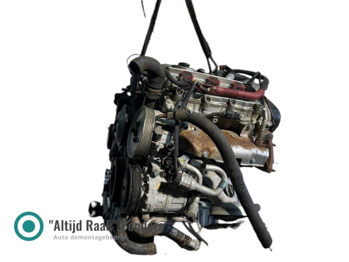 Engine from a Audi A8 (D3) 3.2 FSI V6 30V Lang 2006