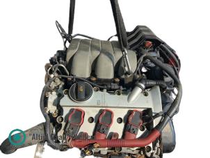 Engine from a Audi A8 (D3) 3.2 FSI V6 30V Lang 2006