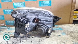 Używane Reflektor lewy Opel Tigra Twin Top 1.8 16V Cena na żądanie oferowane przez "Altijd Raak" Penders