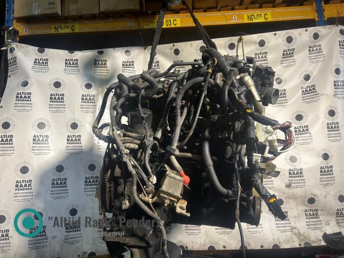 Motor van een Nissan Navara (D40) 2.5 dCi 16V 4x4 2010