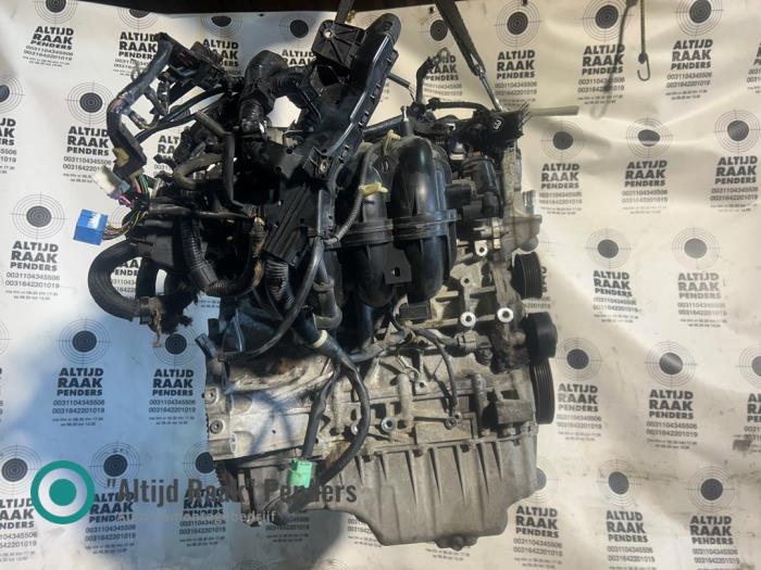 Used Engine Suzuki Kizashi (FRE/FRF) 2.4 16V 4x4 Price on request offered by "Altijd Raak" Penders