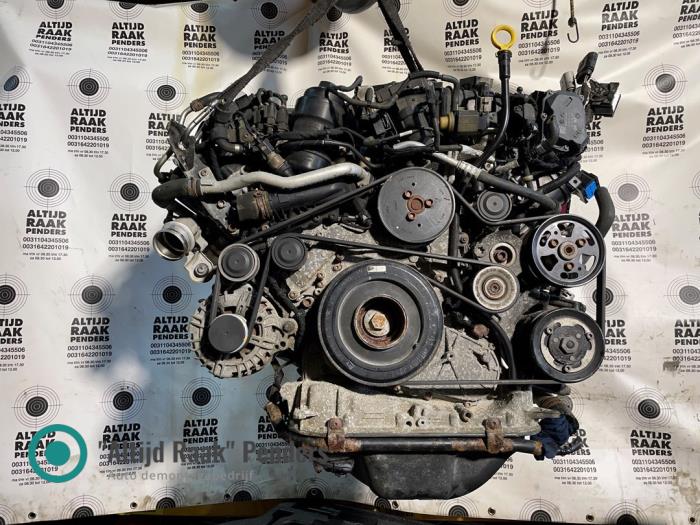 Engine Volkswagen Amarok 3.0 TDI V6 24V 4Motion - 053280 DDX