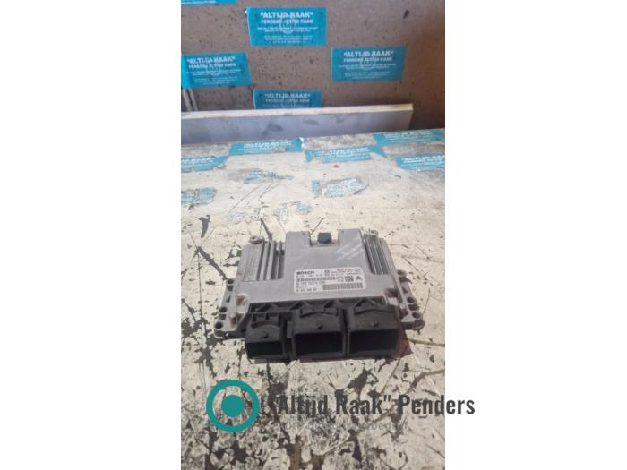 Used Engine management computer Peugeot 308 SW (4E/H) 1.6 16V THP 175 Price on request offered by "Altijd Raak" Penders