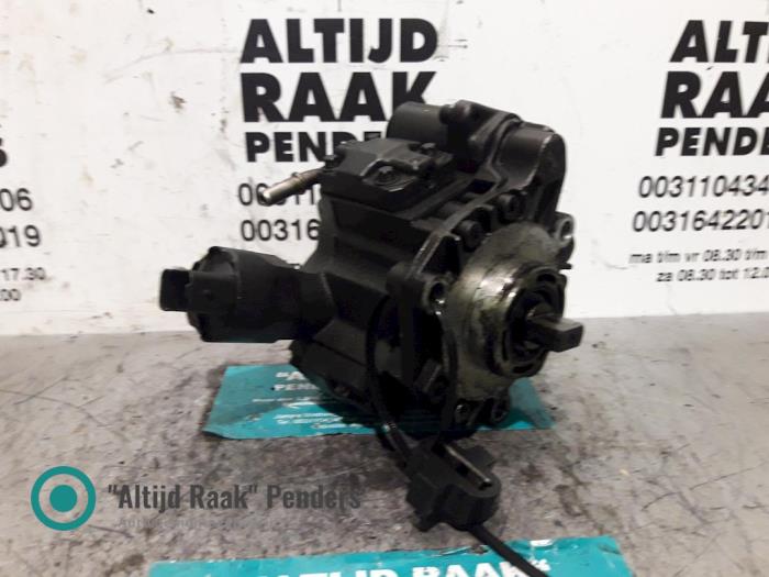Begagnade Dieselpump Volvo V50 (MW) Pris på förfrågan erbjuds av "Altijd Raak" Penders