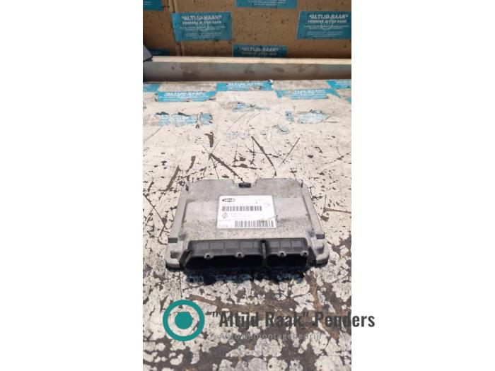 Used Automatic gearbox computer Renault Trafic New (FL) 2.5 dCi 16V 145 Price on request offered by "Altijd Raak" Penders