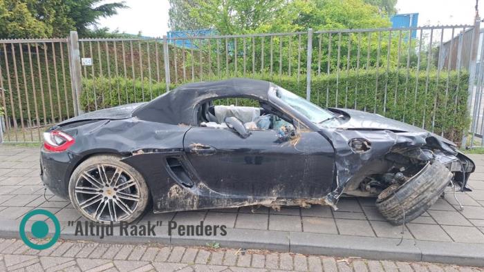 Używane Silnik dachu cabrio Porsche Boxster (981) 2.7 24V Cena na żądanie oferowane przez "Altijd Raak" Penders