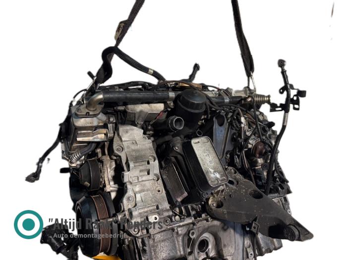 Gebrauchte Ölfiltergehäuse BMW X5 (F15) M50d 3.0 24V Preis auf Anfrage angeboten von "Altijd Raak" Penders