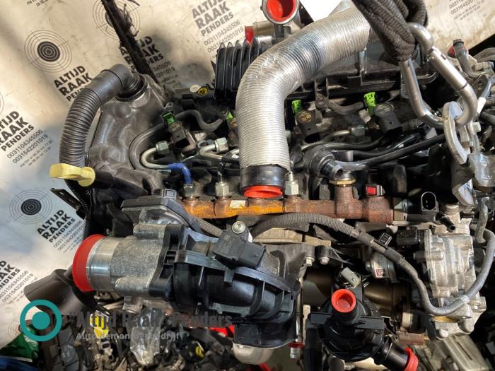 Engine from a Ford Transit 2.0 TDCi 16V Eco Blue 130 2023