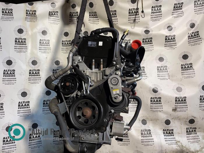 Engine from a Ford Transit 2.0 TDCi 16V Eco Blue 130 2023