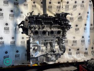Engine from a Renault Arkana (RJLL) 1.6 E-Tech 145 16V 2024