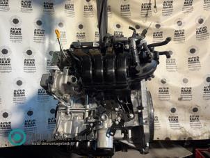 Engine from a Renault Arkana (RJLL) 1.6 E-Tech 145 16V 2024