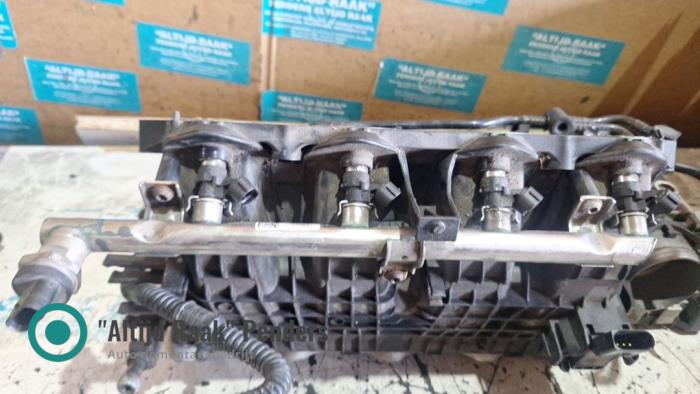 Usagé Système d'injection Volkswagen Caddy Combi III (2KB,2KJ) 2.0 Ecofuel Prix sur demande proposé par "Altijd Raak" Penders