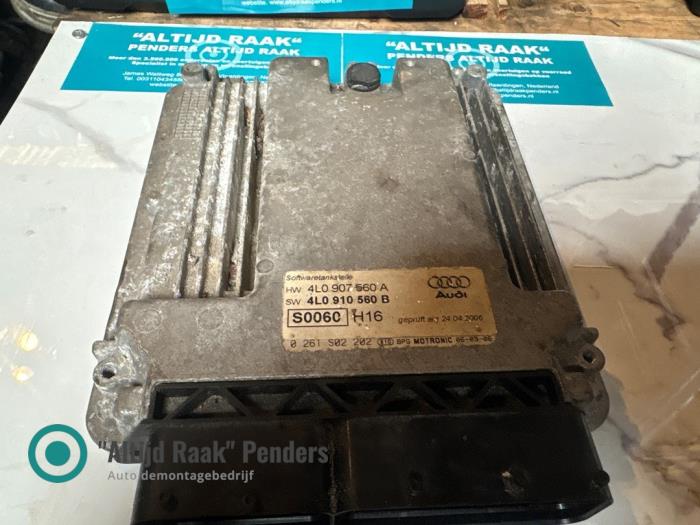 Used Engine management computer Audi Q7 (4LB) 4.2 FSI V8 32V Price on request offered by "Altijd Raak" Penders
