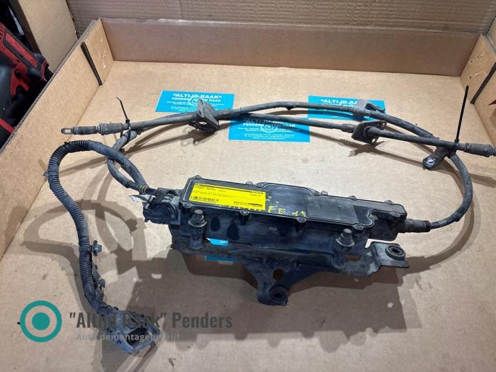 Używane Silnik hamulca postojowego Hyundai Santa Fe III (DM) 2.2 CRDi R 16V 4x4 Cena na żądanie oferowane przez "Altijd Raak" Penders
