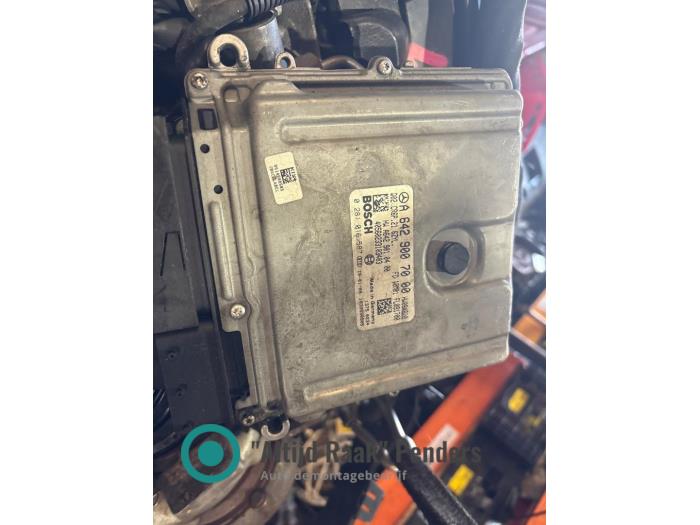 Used Engine management computer Mercedes E (W212) E-350 BlueTec V6 24V Price on request offered by "Altijd Raak" Penders