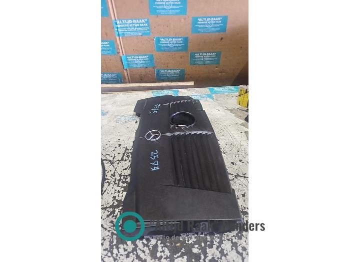 Abdeckblech Motor Mercedes A (W176), 2012 / 2018 1.6 A-180 16V, Fließheck, Benzin, 1.595cc, 90kW (122pk), FWD, M270910, 2012-09 / 2018-05, 176.042 (Gebraucht)