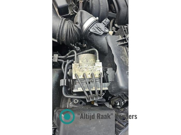 Gebrauchte ABS Pumpe Subaru Impreza Sport (GT) 1.6 16V AWD Preis auf Anfrage angeboten von "Altijd Raak" Penders