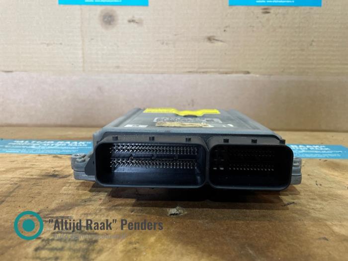 Used Engine management computer Mercedes S (222.0/222.1) 3.5 S-400 Hybrid 24V Price on request offered by "Altijd Raak" Penders