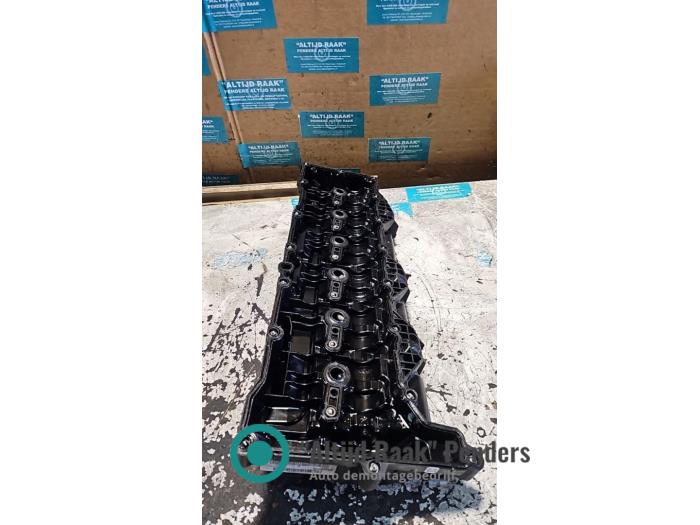 Ventildeckel van een BMW X5 (G05) xDrive M50d 3.0 24V 2020