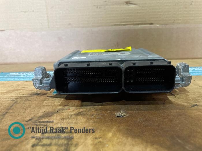 Engine management computer Mercedes A (W176), 2012 / 2018 1.6 A-200 16V, Hatchback, Petrol, 1.595cc, 115kW (156pk), FWD, M270910, 2012-06 / 2018-05, 176.043 (Used)