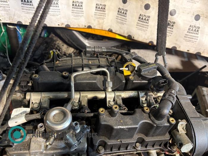 Usagé Bielle Volvo V40 (MV) 1.6 T4 GTDi 16V Prix sur demande proposé par "Altijd Raak" Penders