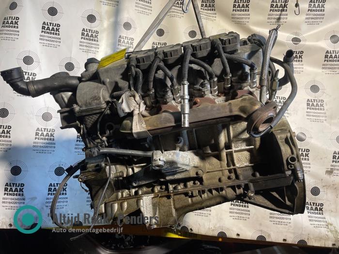 Used Engine Mercedes S (W220) 5.0 S-500 V8 24V Price on request offered by "Altijd Raak" Penders