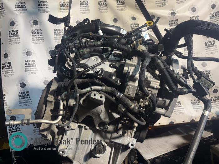 Engine from a Jeep Wrangler (JL) 2.0 4xe Plug-in Hybrid 16V 2021